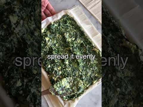 Spanakopita (Greek Spinach Feta Pie)