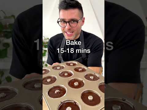 Easy Chocolate glazed Donuts in 30 minutes (no yeast)