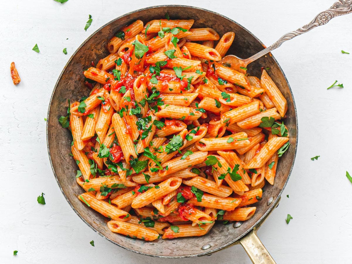 penne arrabbiata in a pan