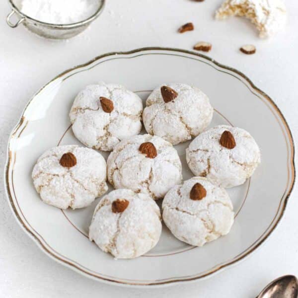 Italian almond cookies