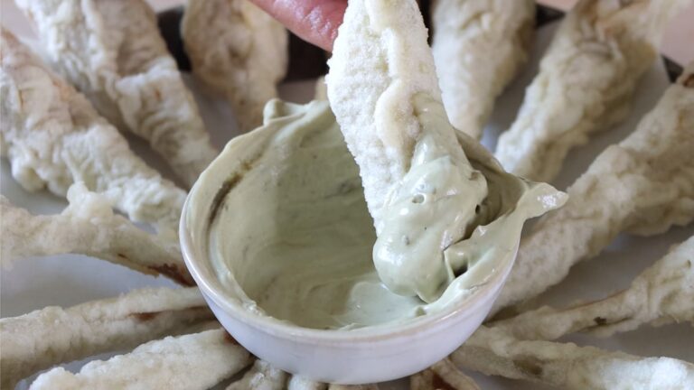 vegan mayo with artichoke flavour