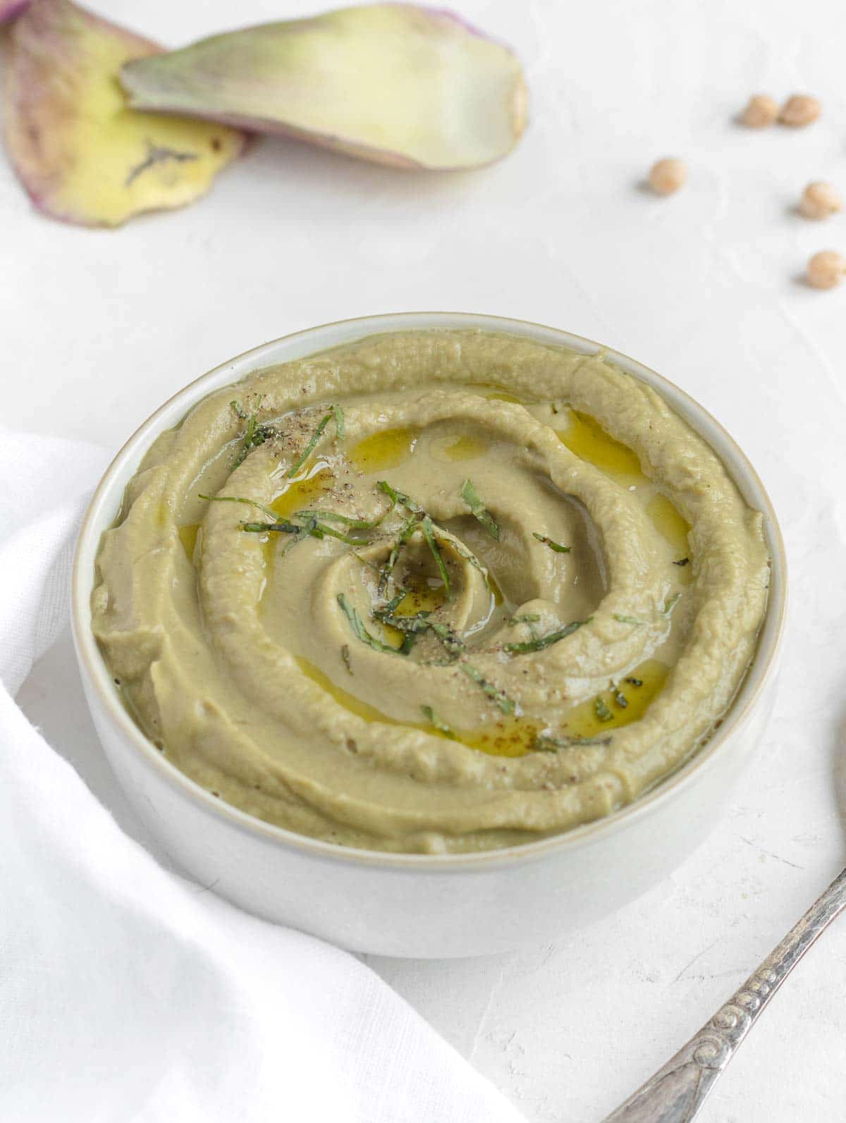 hummus di ceci e scarti dei carciofi