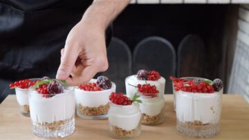 cheesecake in small glass jars