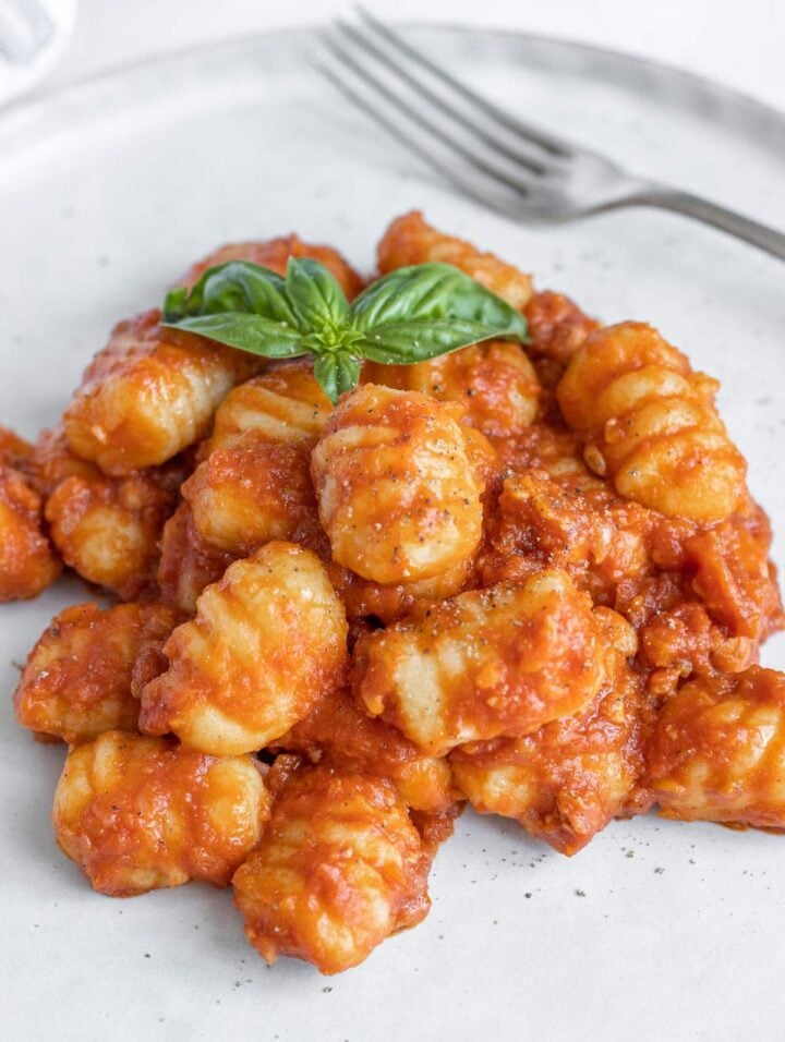 Tempeh Bolognese - The Plant Based School