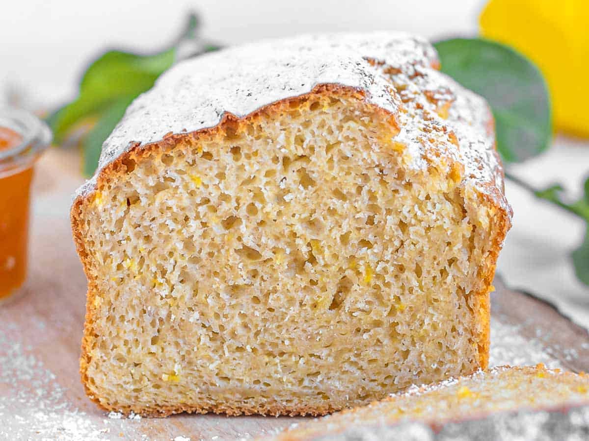 pound cake with lemon