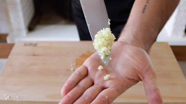 minced garlic