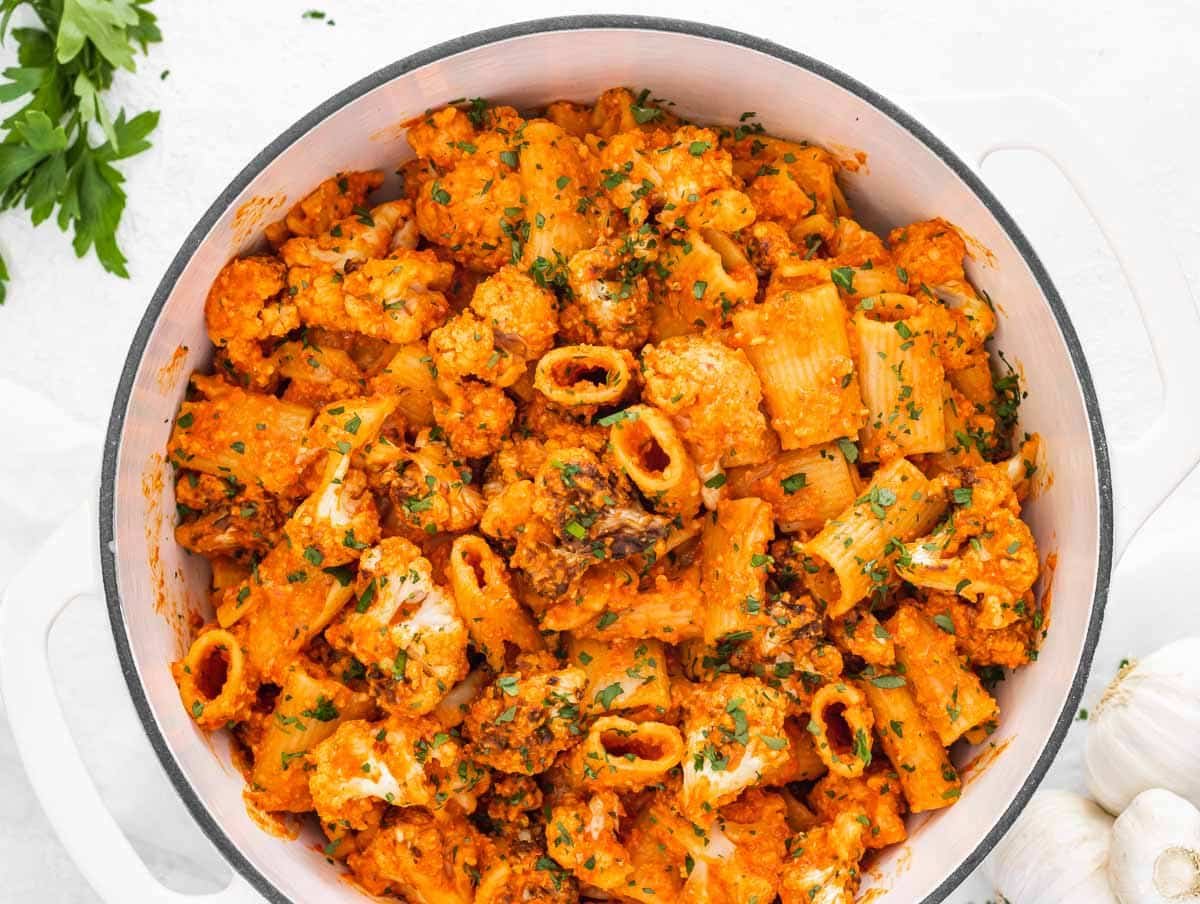 red pepper pasta with roasted cauliflower