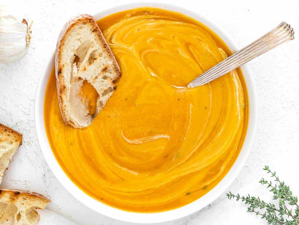 Butternut Soup with bread