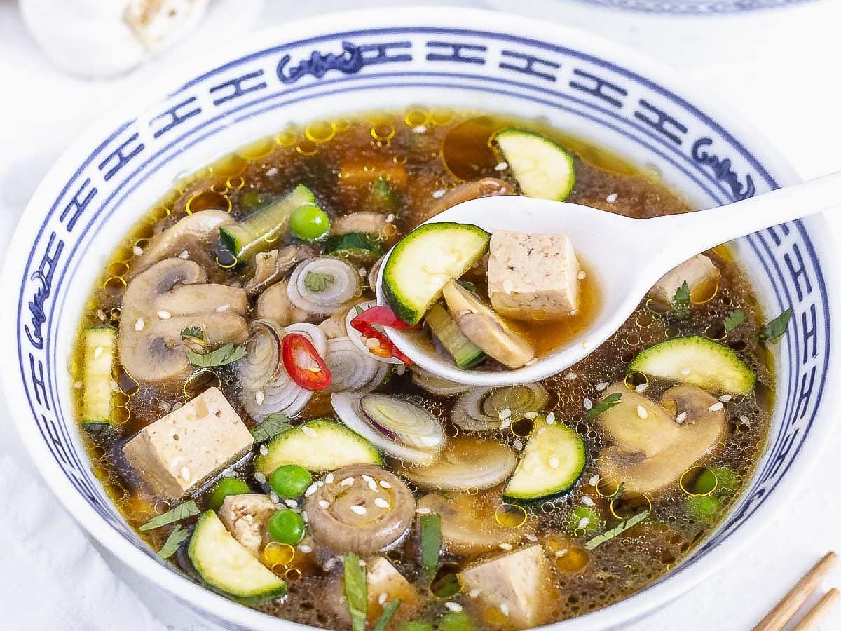 spring tofu soup with zucchini and peas
