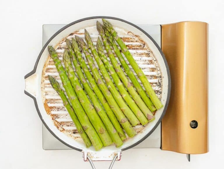asparagus arranged on a grill pan