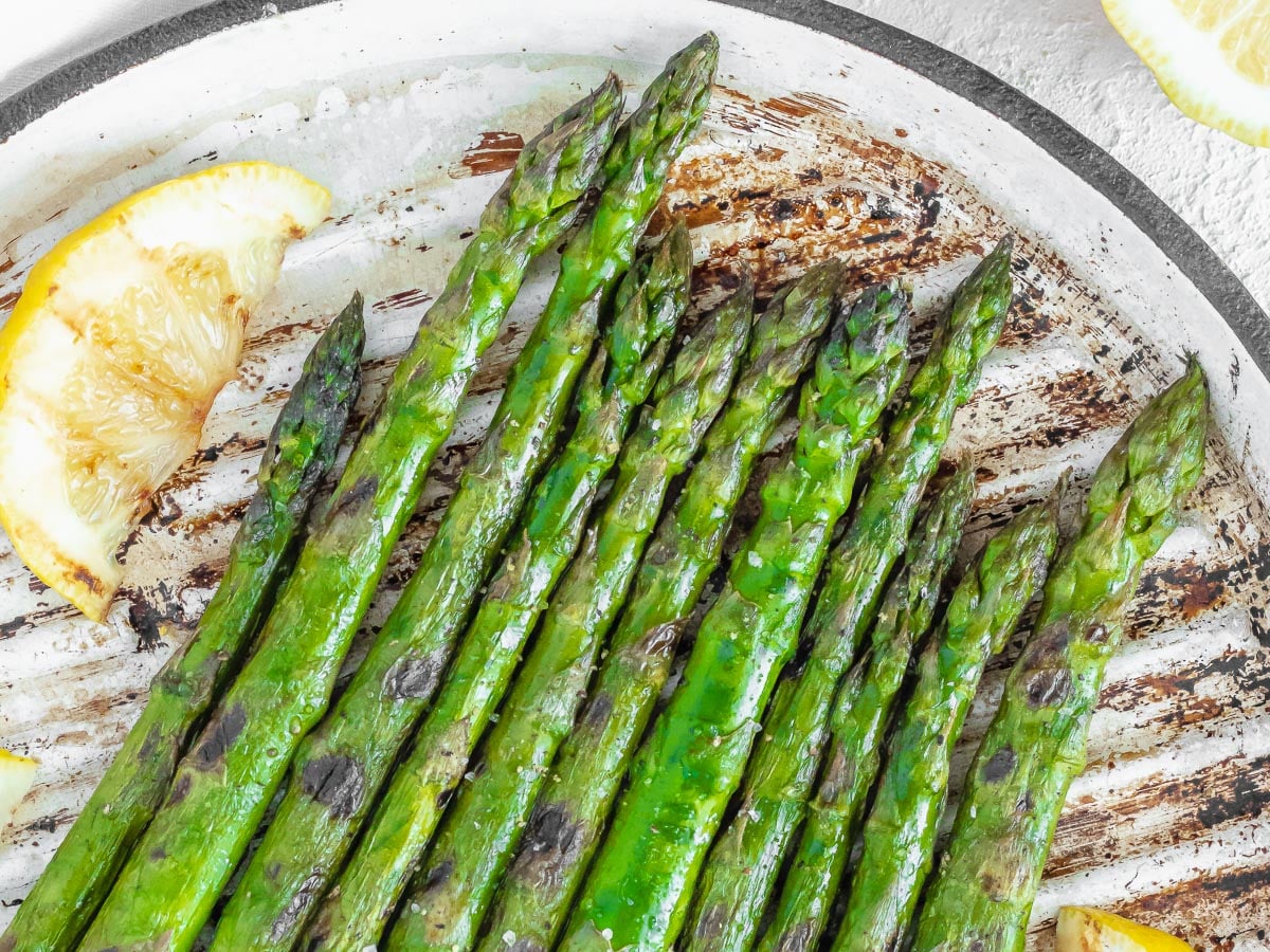 grilled asparagus and lemon