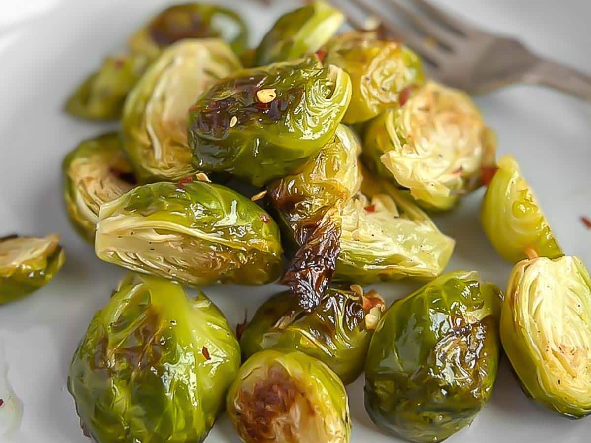 Roasted brussel sprouts with maple syrup