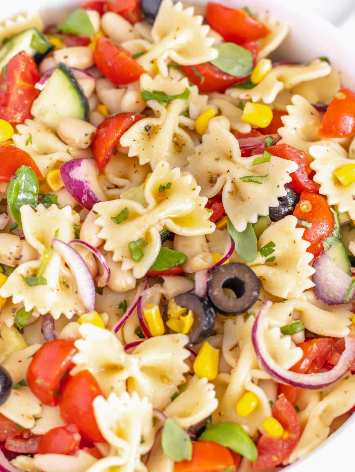 vegan pasta salad with white beans