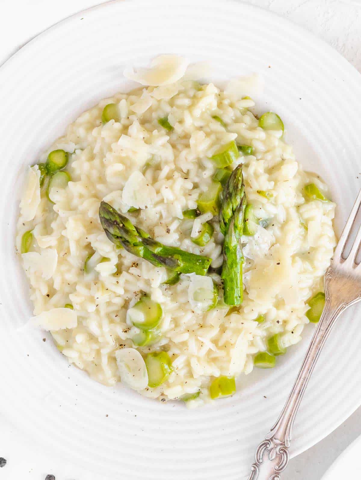 asparagus risotto on a flat plate