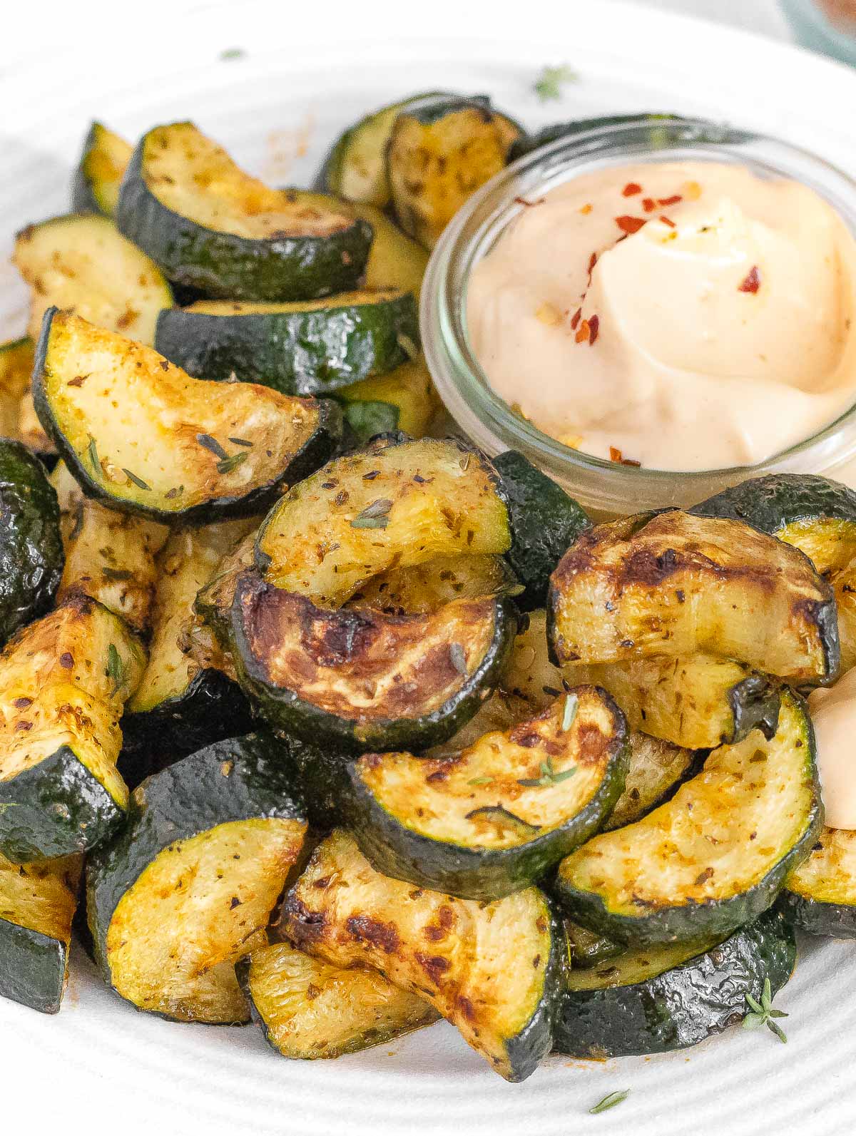 air fryer zucchini with chipotle sauce