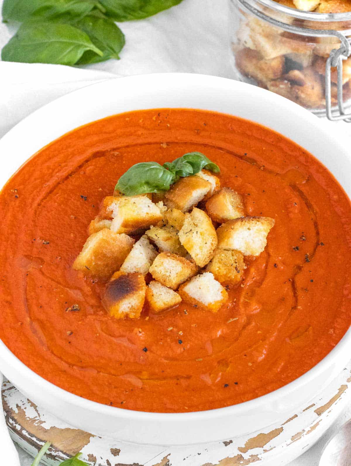 croutons on tomato soup