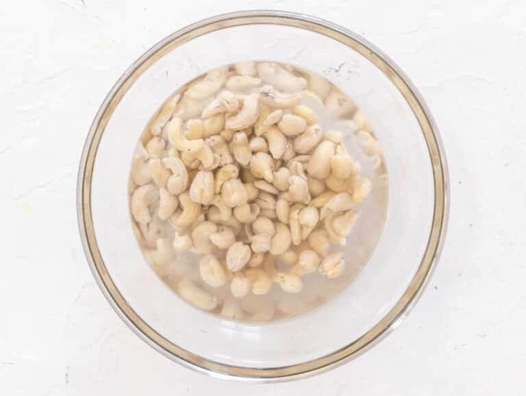 soaking cashew nuts in hot water