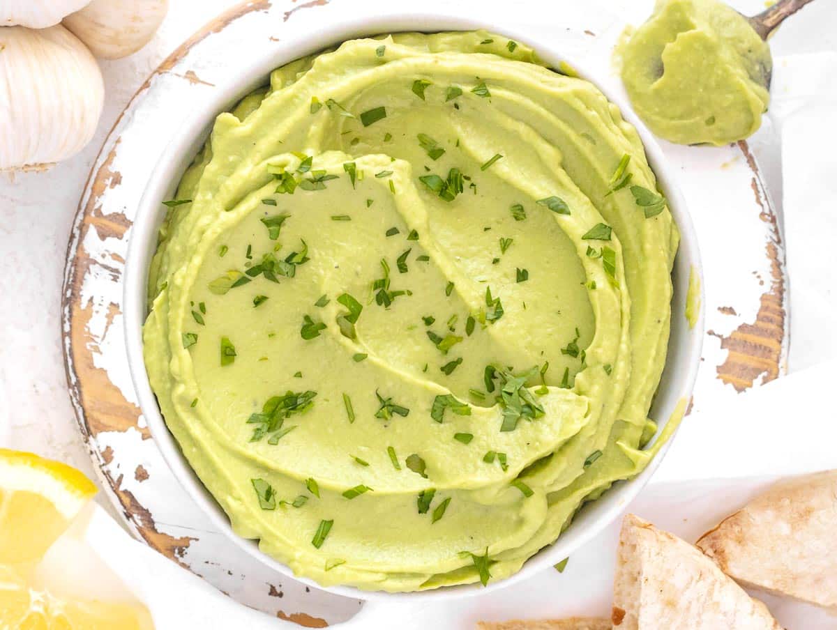 avocado dip served with warm pita bread