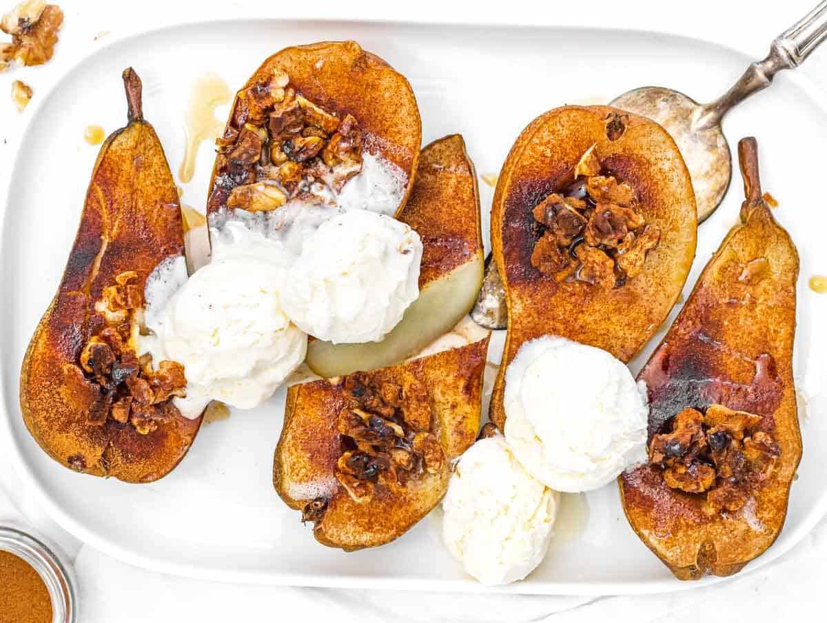 baked pears with ice cream