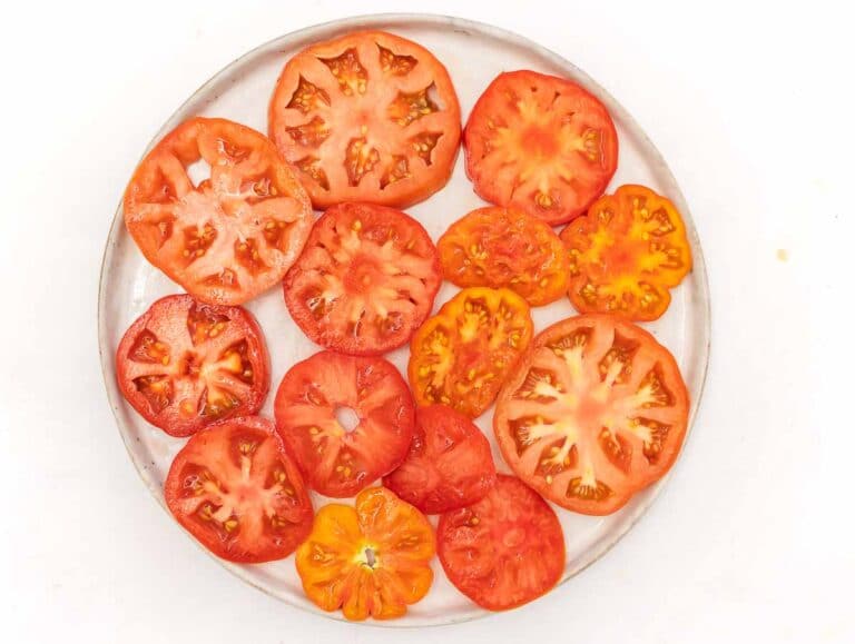 sliced beefsteak tomatoes