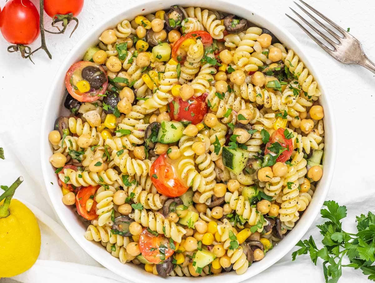 Chickpea pasta salad with lemon and black olives