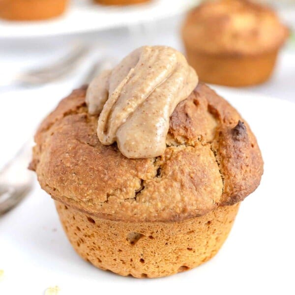 Oat flour muffins with healthy fats