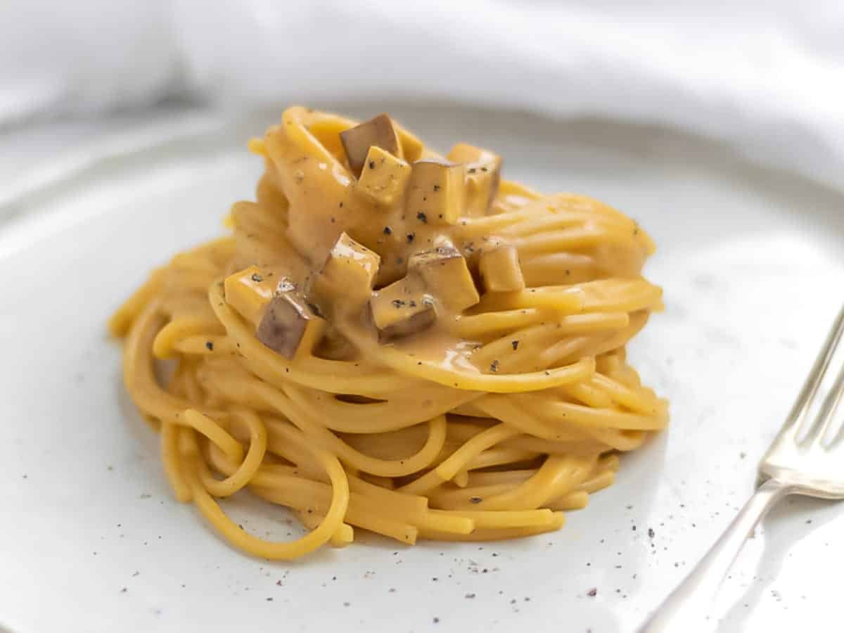 carbonara on a plate