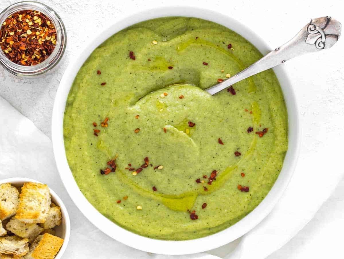 broccoli soup in a bowl