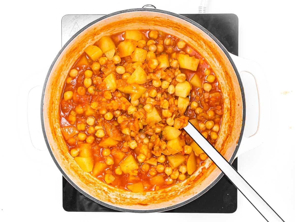 Chickpea soup is ready to be served