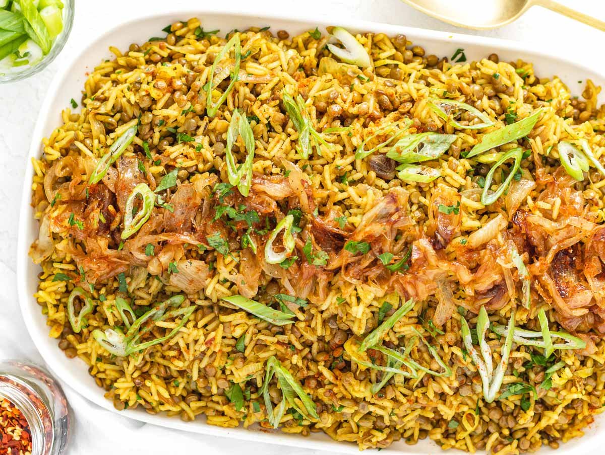 Mujaddara lentil and rice on a platter