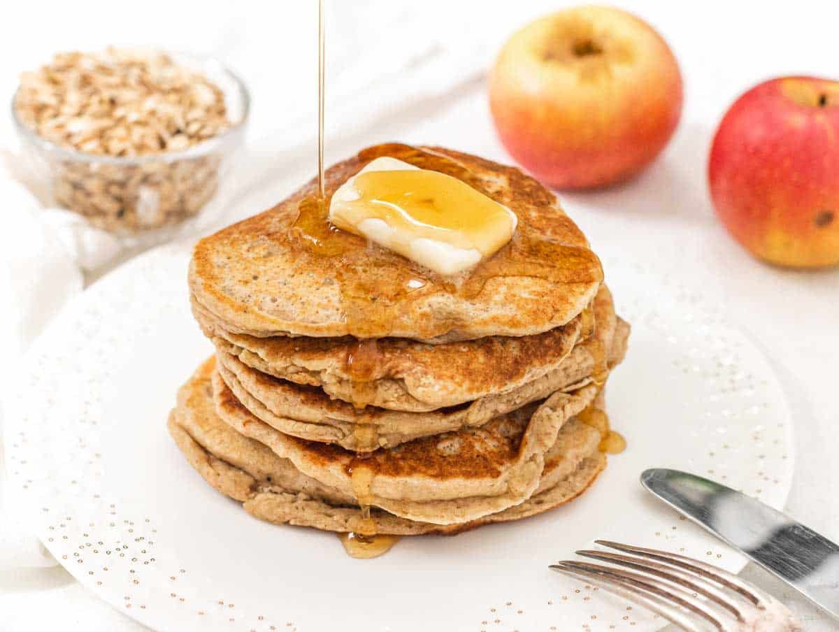 Oatmeal pancakes with syrup