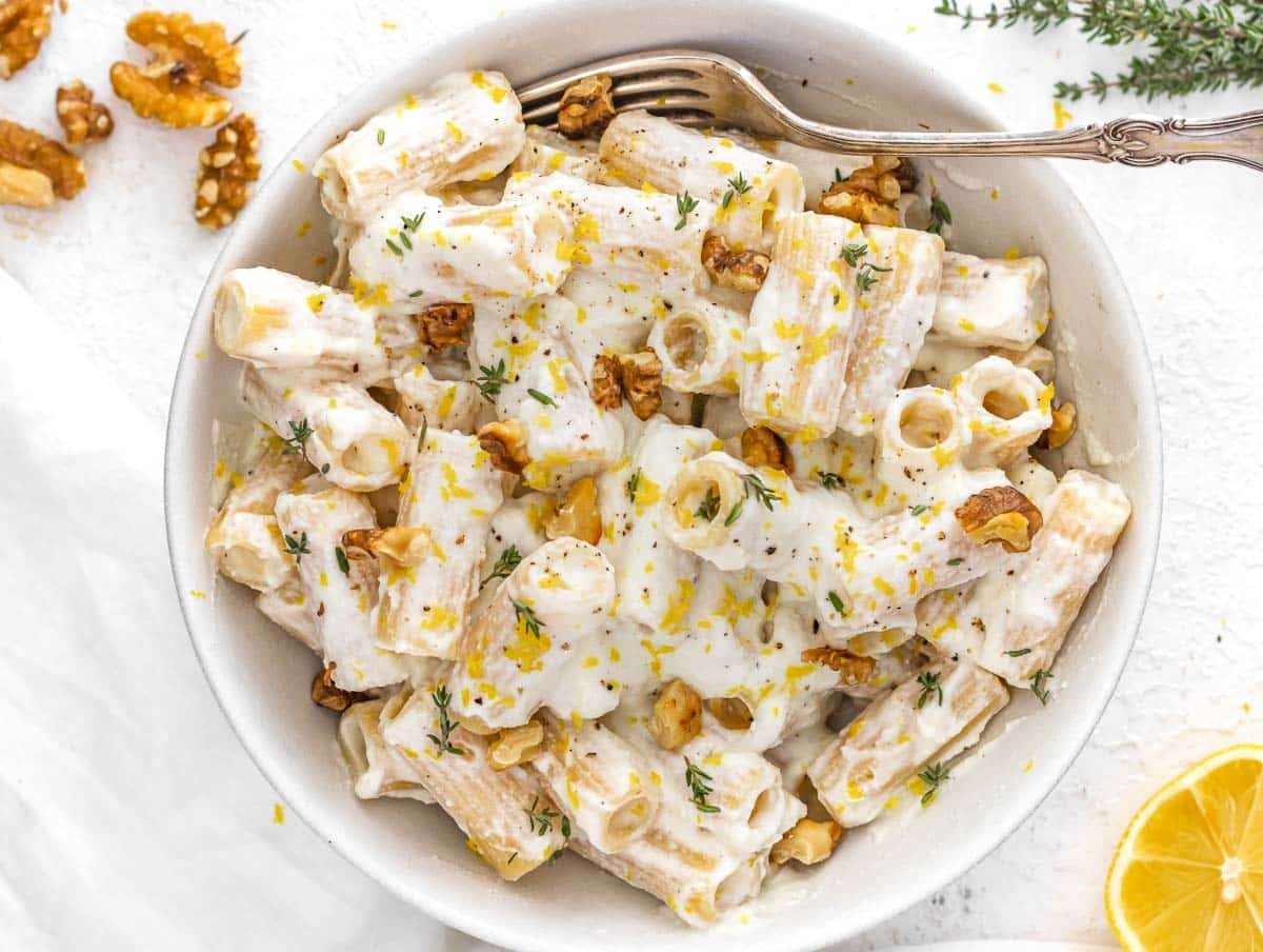 rigatoni al limone with walnuts