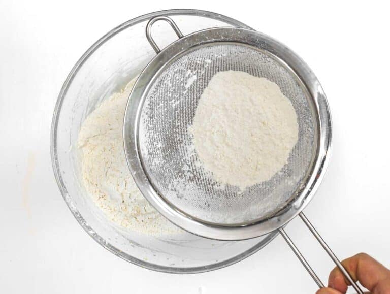 flour sifted in the batter