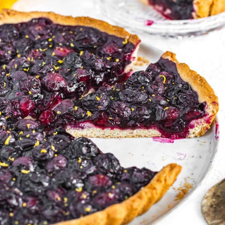 blueberry tart slices