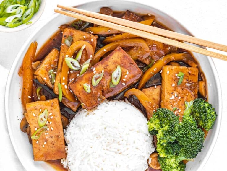 braised tofu with rice and broccoli