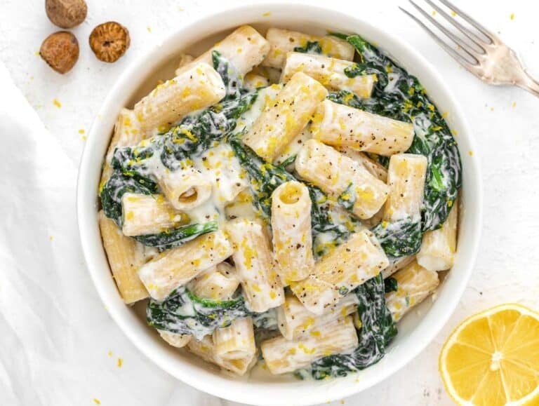 spinach and ricotta pasta with fork