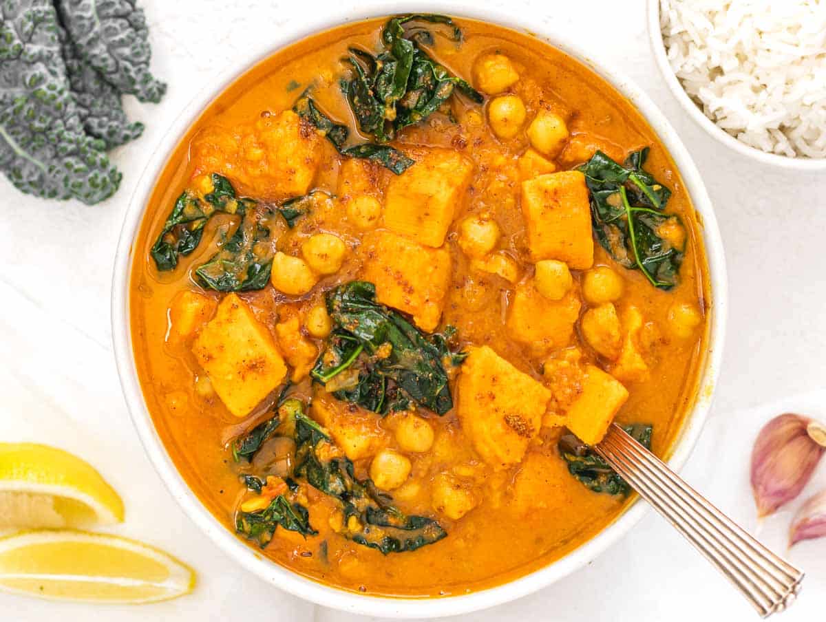 Sweet potato curry with kale