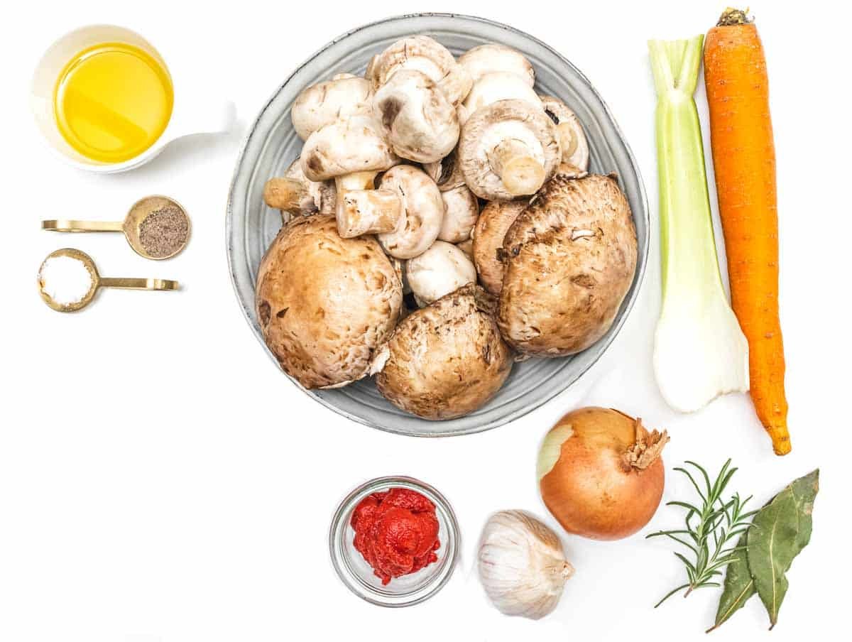 ingredients for mushroom ragu