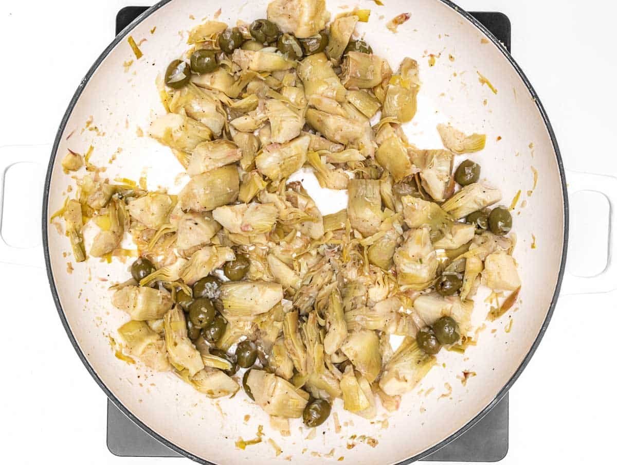 Fried olives, capers and artichokes