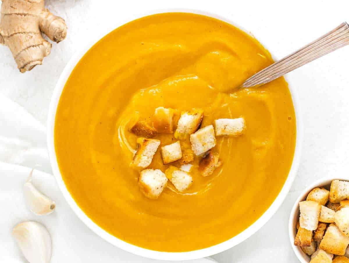 Carrot soup with crispy croutons