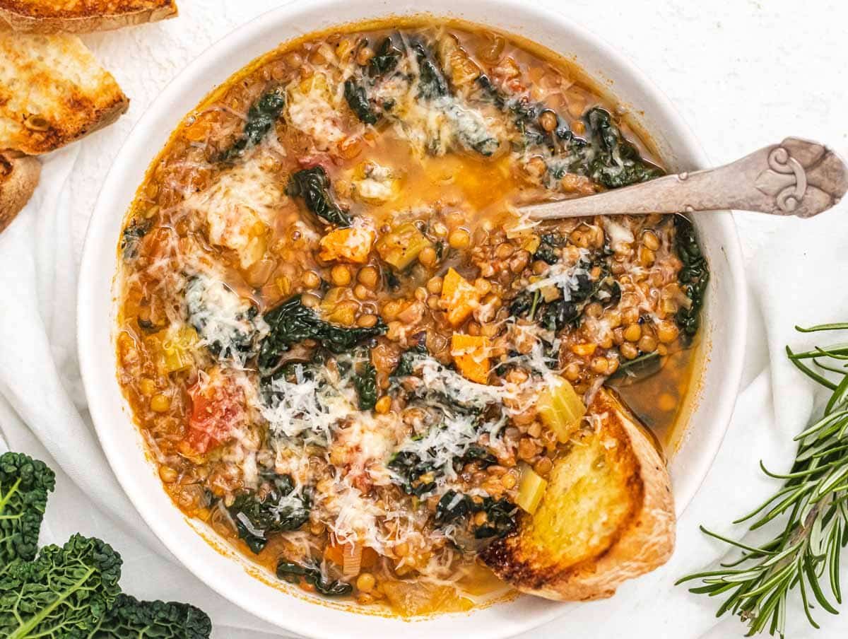 Lentil soup with cheese and bread