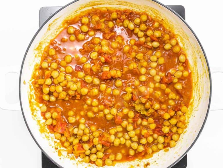 chickpeas and diced tomatoes