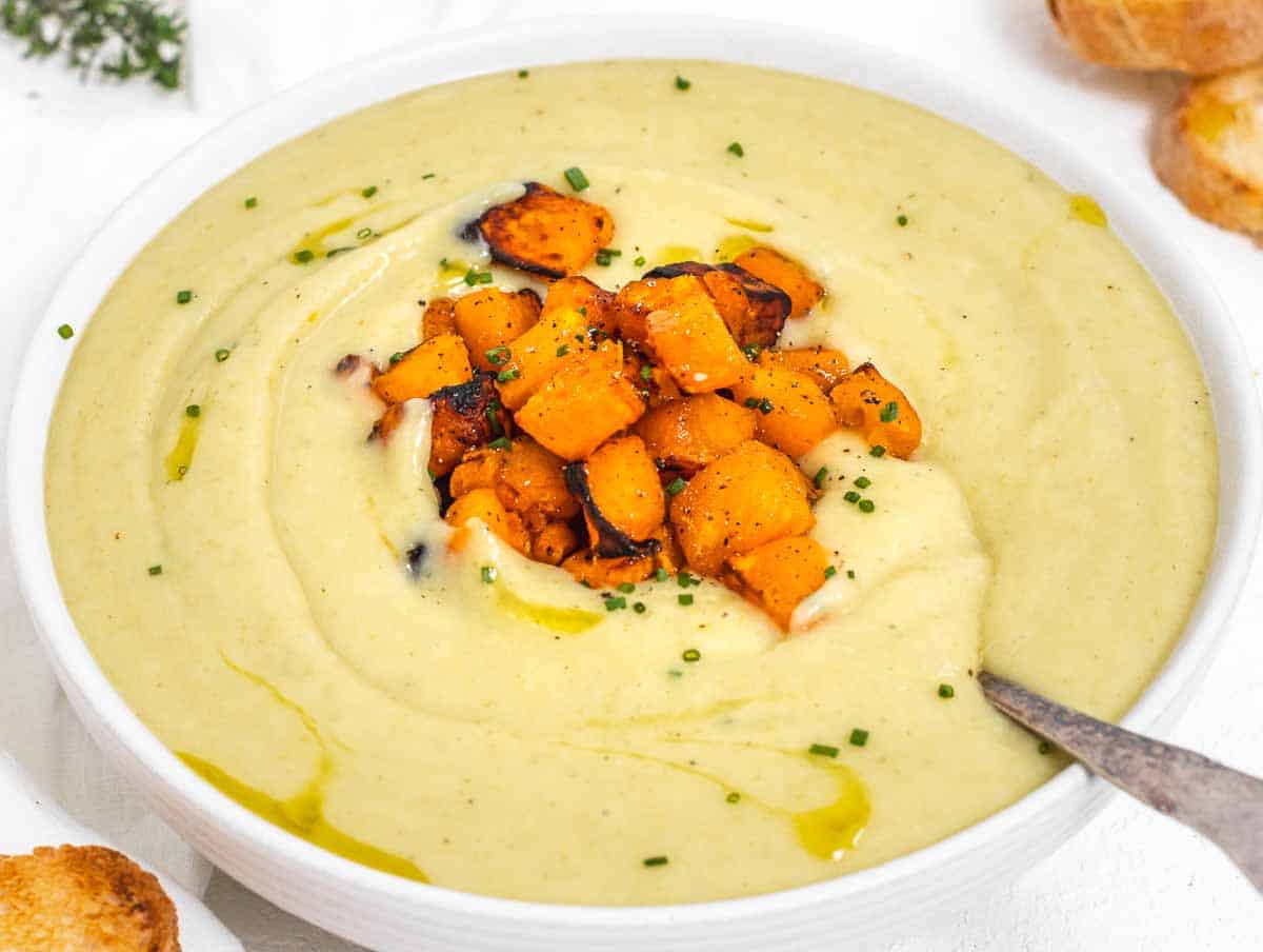 Potato leek soup with pumpkin
