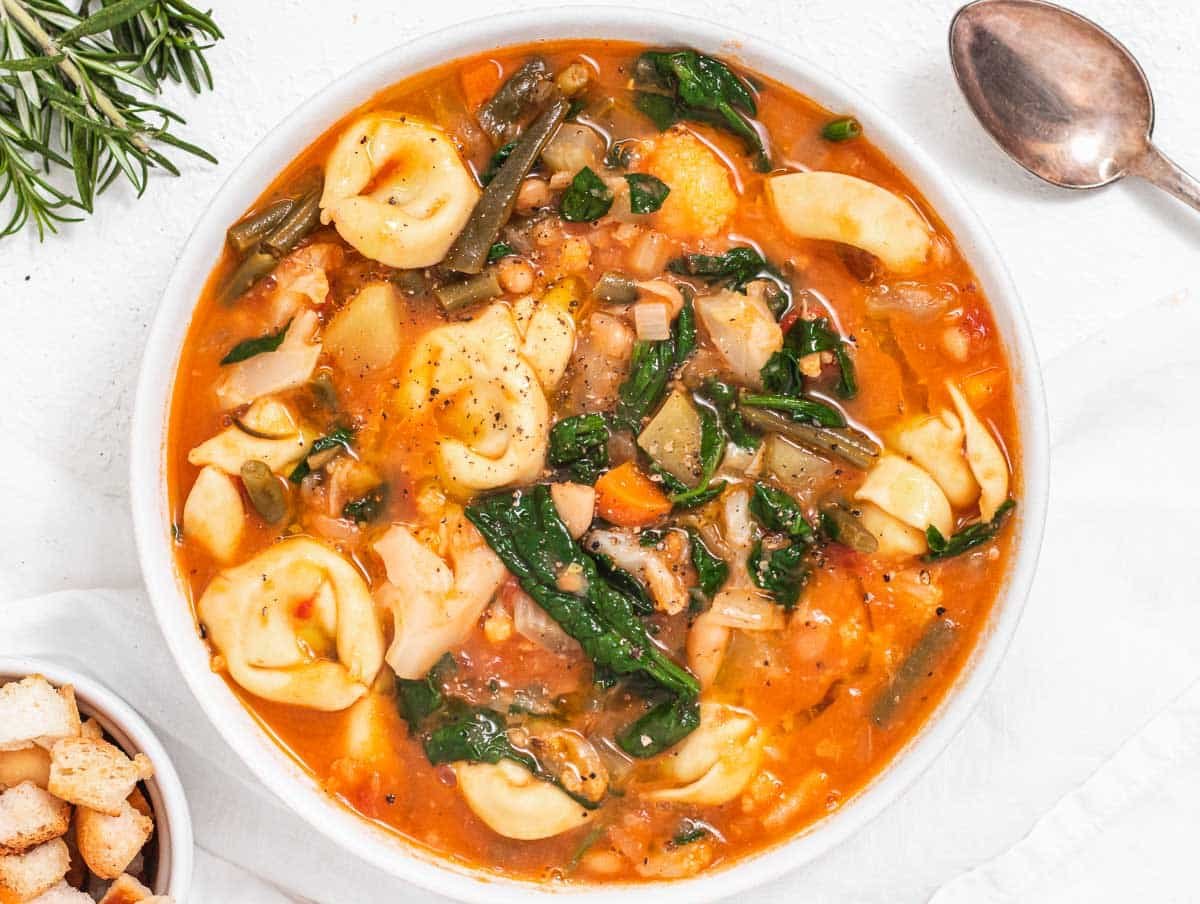 Vegetable soup with tortellini