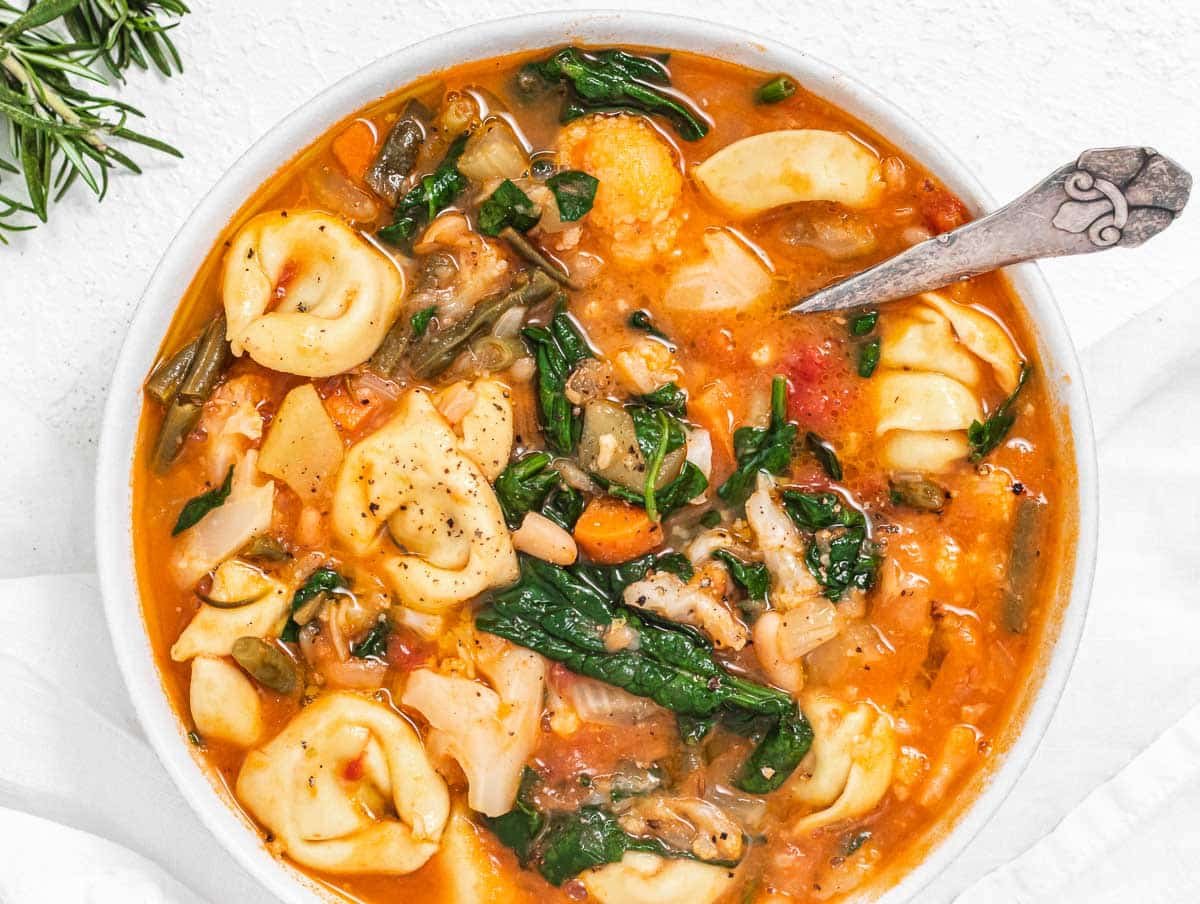 Vegetable soup with tortellini