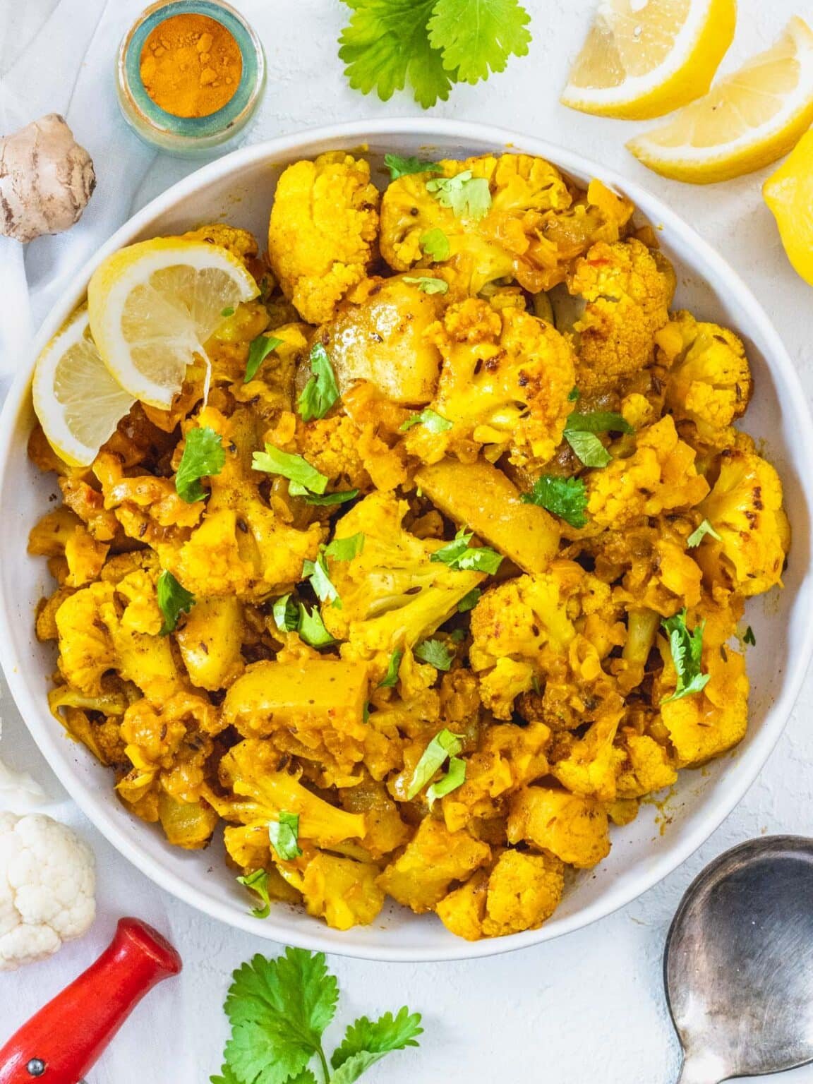 Aloo Gobi (Potato & Cauliflower Curry) - The Plant Based School