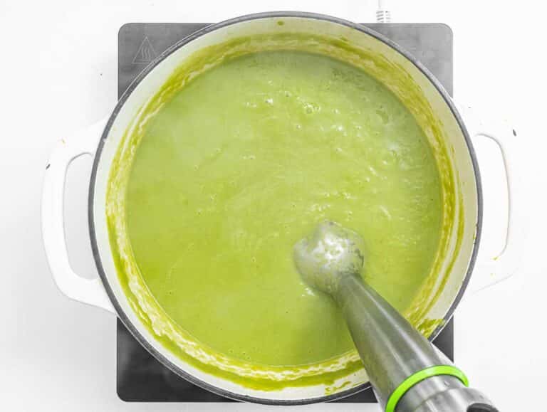 blender and asparagus soup