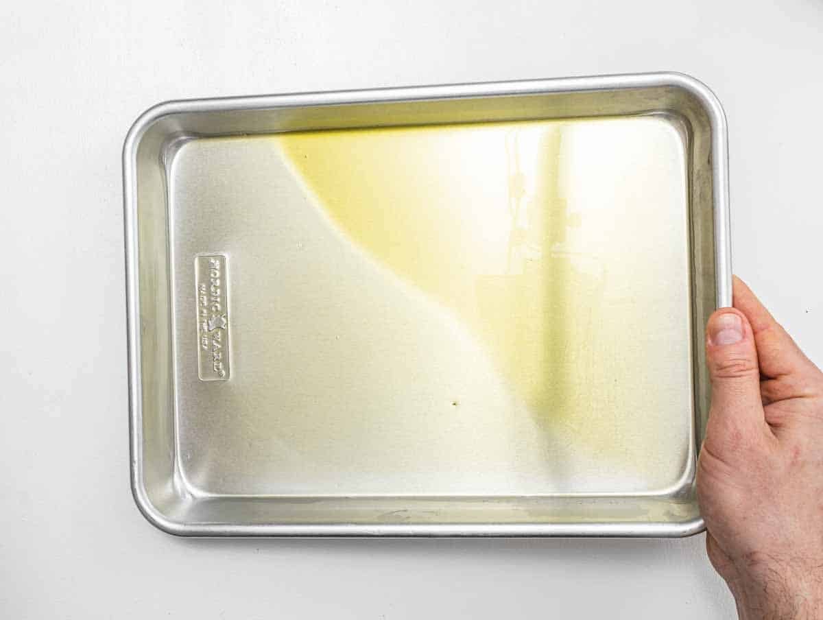 oil in a baking tray