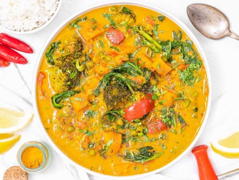 Vegetable curry with lemon