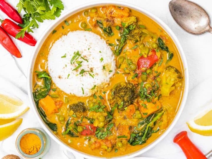 Vegetable Curry - The Plant Based School